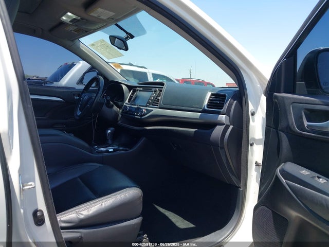 5TDKKRFH5FS061693 Toyota 2gr-fe