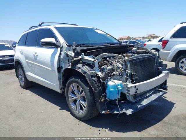 5TDKKRFH5FS061693 Toyota 2gr-fe