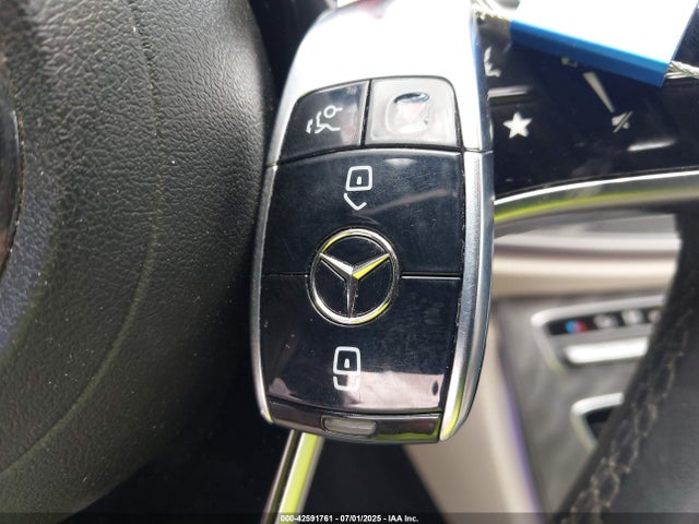 W1KZF8EB9MA934226 Mercedes-Benz m264