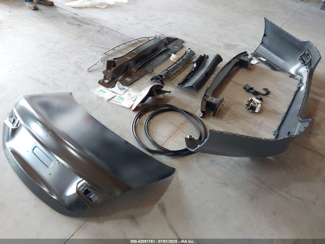 W1KZF8EB9MA934226 Mercedes-Benz m264