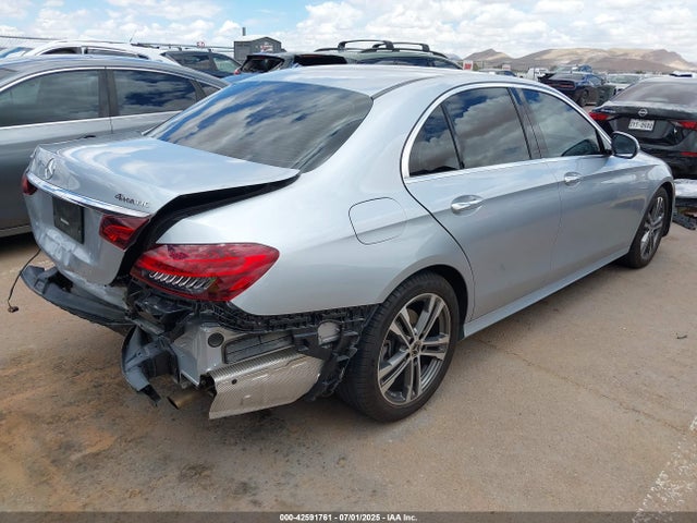 W1KZF8EB9MA934226 Mercedes-Benz m264