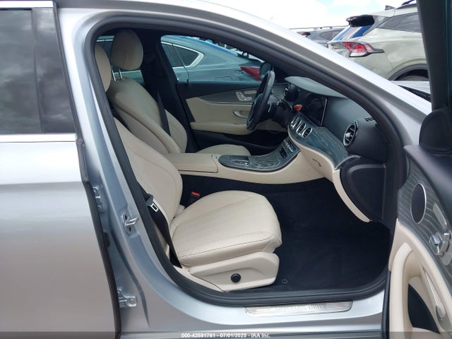 W1KZF8EB9MA934226 Mercedes-Benz m264