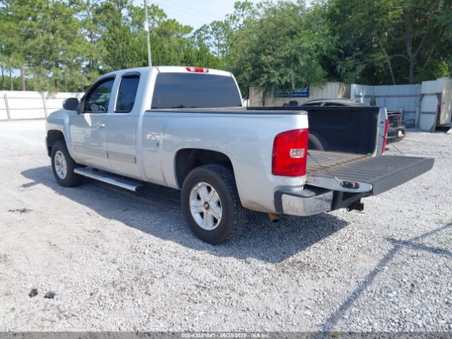 2013 CHEVROLET SILVERADO 1500 1GCRKSE76DZ414100 Photo 2