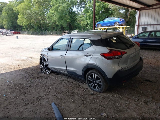 Nissan 2019 2019 3N1CP5CU3KL538284 Image 3