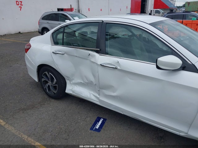 Honda k24w1 2016 1HGCR2F34GA129705 Image 18