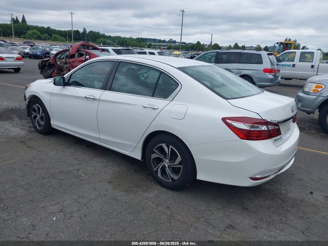 Honda k24w1 2016 1HGCR2F34GA129705 Image 3