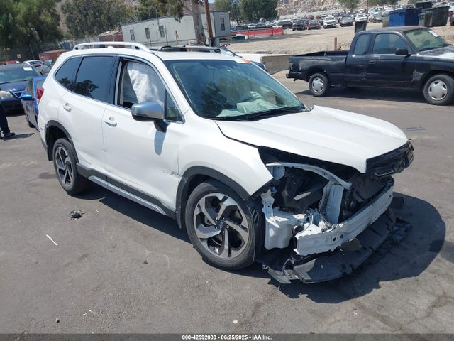 Subaru na u5 2022 JF2SKARCXNH525552 Image 1