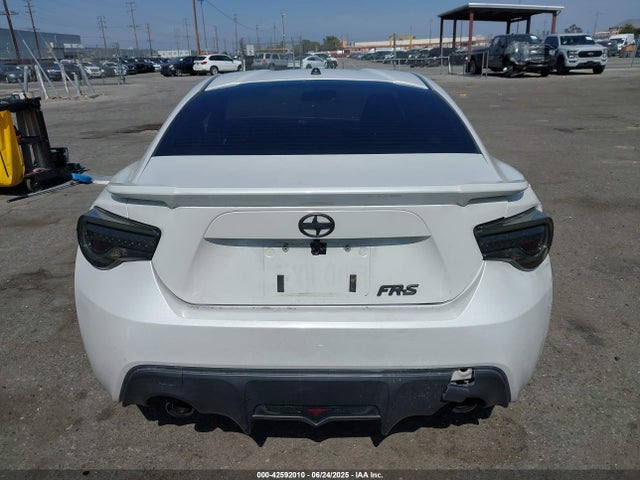 Scion 2014 2014 JF1ZNAA11E8702655 Image 16
