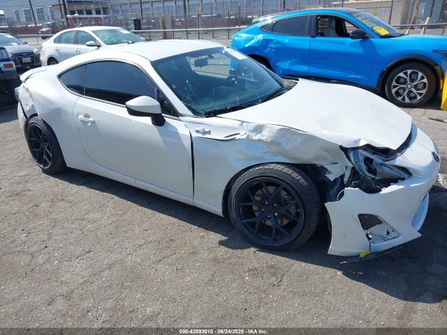 Scion 2014 2014 JF1ZNAA11E8702655 Image 6