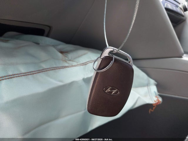 KMHD84LF4HU135757 Hyundai 2017