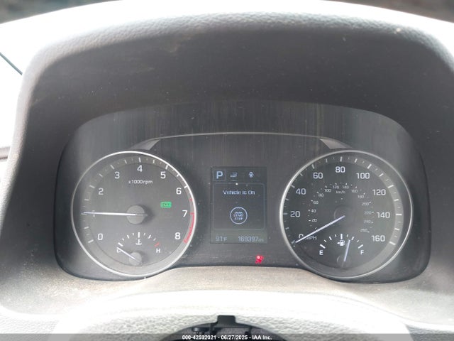 KMHD84LF4HU135757 Hyundai 2017