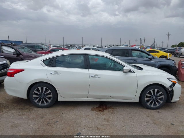 1N4AL3AP7HC209907 Nissan 2017
