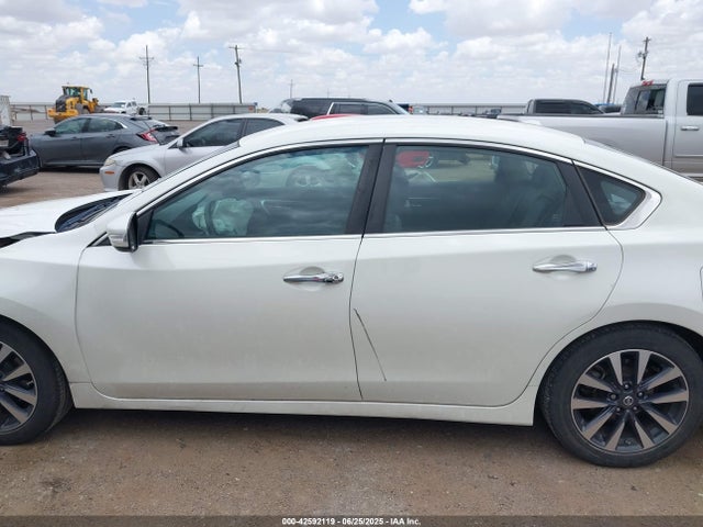 1N4AL3AP7HC209907 Nissan 2017