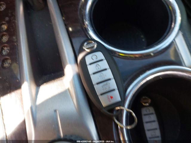 5N1CR2MM0EC649388 Nissan Pathfinder