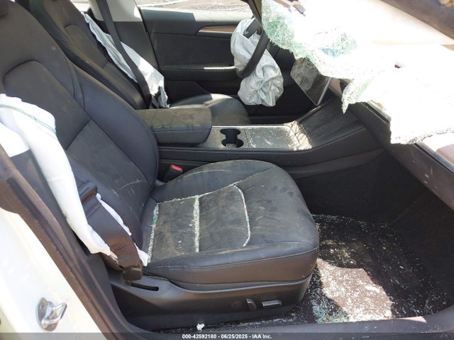 2023 TESLA MODEL 3 5YJ3E1EA0PF580299 Photo 4