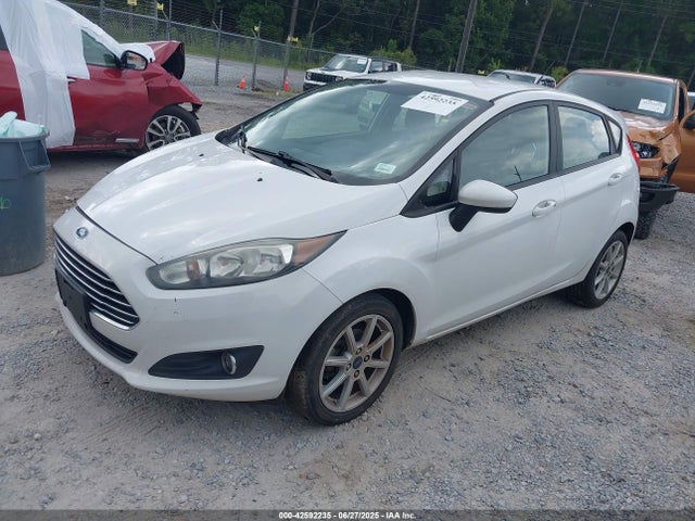 Ford 2019 2019 3FADP4EJ2KM150669 Image 2