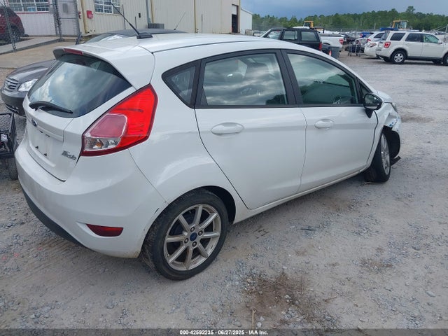 Ford 2019 2019 3FADP4EJ2KM150669 Image 4