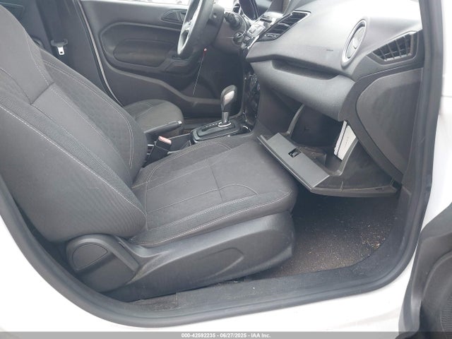 Ford 2019 2019 3FADP4EJ2KM150669 Image 5