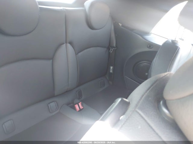 2009 MINI COOPER WMWMR33599TJ94357 Photo 7