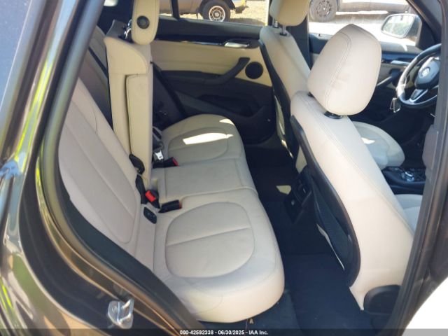 2016 BMW X1 WBXHT3C31G5E47828 Photo 7