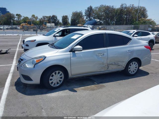 3N1CN7AP5FL847906 Nissan 2015