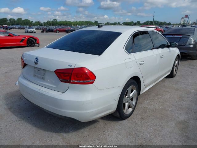 2013 VOLKSWAGEN PASSAT 1VWBH7A30DC134298 Photo 3