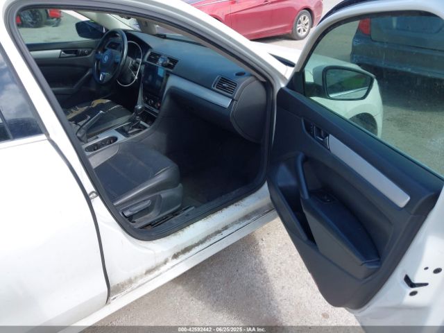 2013 VOLKSWAGEN PASSAT 1VWBH7A30DC134298 Photo 4