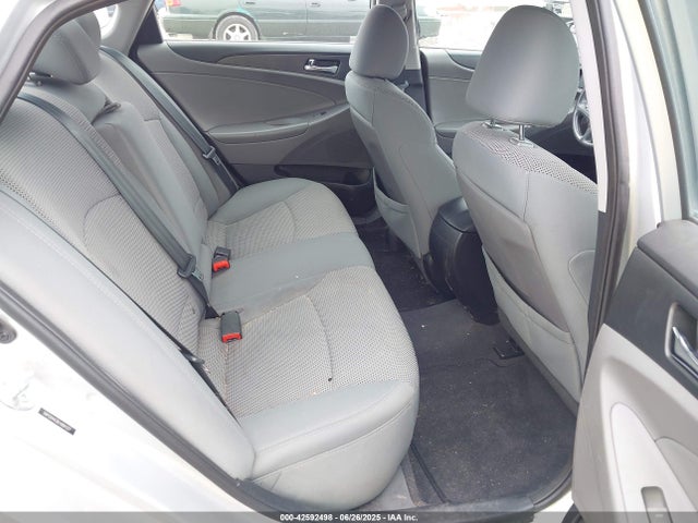Hyundai gamma 2014 5NPEB4AC8EH884327 Image 8