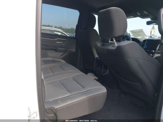 2022 RAM 1500 1C6SRFFT6NN446772 Photo 7