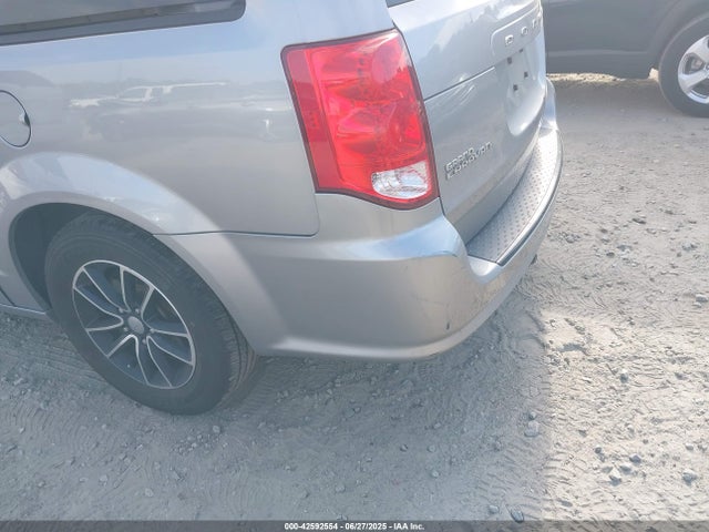 2C4RDGBG8GR389016 Dodge Grand Caravan