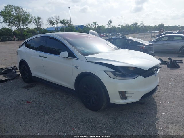2017 TESLA MODEL X 5YJXCAE29HF077467 Photo 0