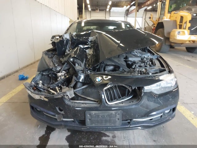 WBA8D9G32HNU61515 BMW 330I