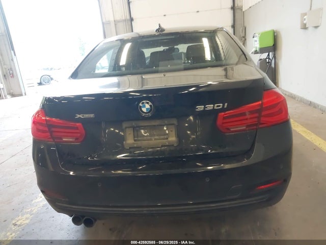WBA8D9G32HNU61515 BMW 330I