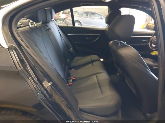 WBA8D9G32HNU61515 BMW 330I