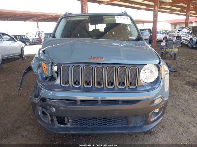 ZACCJABT2GPE12576 Jeep 2016