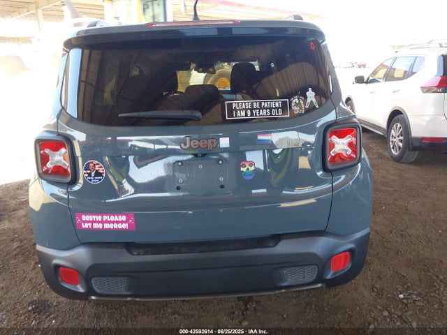 ZACCJABT2GPE12576 Jeep 2016