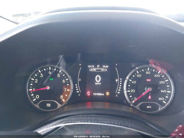 ZACCJABT2GPE12576 Jeep 2016