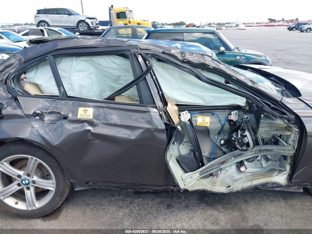 BMW 320i 2015 WBA3B1G57FNT02909 Image 14