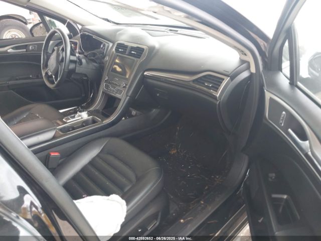 2019 FORD FUSION 3FA6P0CDXKR150744 Photo 4