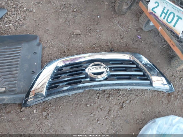 5N1DR2MN5JC623814 Nissan Pathfinder
