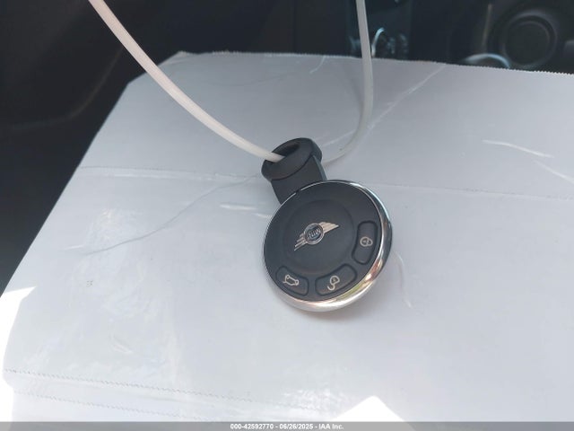 2012 MINI COOPER WMWSU3C54CT263789 Photo 10