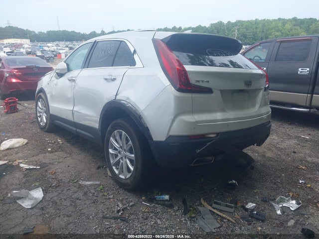 2022 CADILLAC XT4 1GYAZAR4XNF142005 Photo 2