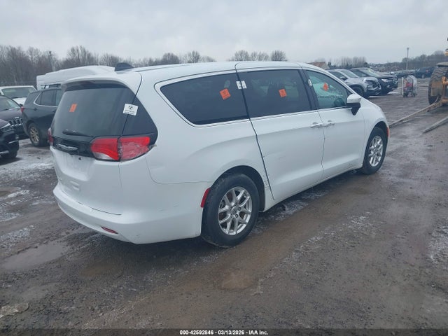 Продаж на аукціоні авто 2022 Chrysler Voyager Lx, vin: 2C4RC1CG8NR223820, номер лоту: 42592846