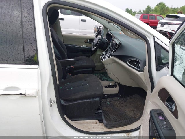 Продаж на аукціоні авто 2022 Chrysler Voyager Lx, vin: 2C4RC1CG8NR223820, номер лоту: 42592846