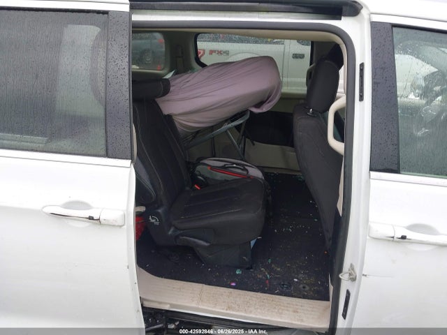 Продаж на аукціоні авто 2022 Chrysler Voyager Lx, vin: 2C4RC1CG8NR223820, номер лоту: 42592846