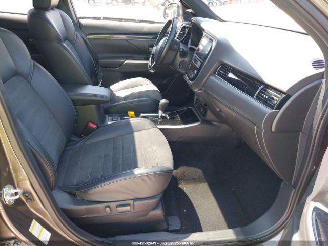 2019 MITSUBISHI OUTLANDER JA4AD3A39KZ051329 Photo 4