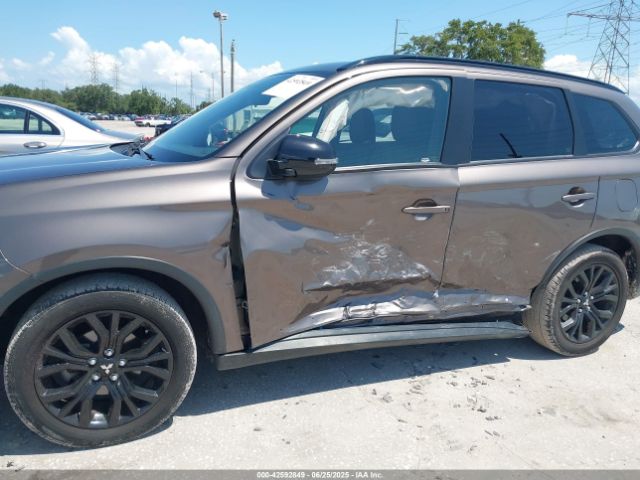 2019 MITSUBISHI OUTLANDER JA4AD3A39KZ051329 Photo 5