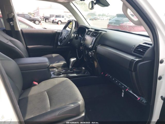 2021 TOYOTA 4RUNNER JTERU5JR7M5940287 Photo 4