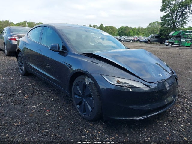 2025 TESLA MODEL 3 5YJ3E1EA2SF951939 Photo 0