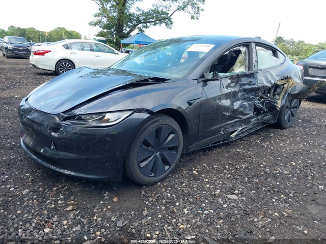 2025 TESLA MODEL 3 5YJ3E1EA2SF951939 Photo 5